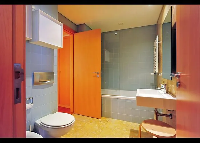 Comfortable & Contemporary - Expo