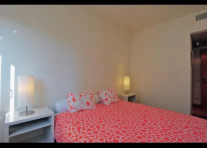 Διαμέρισμα Comfortable & Contemporary - Expo